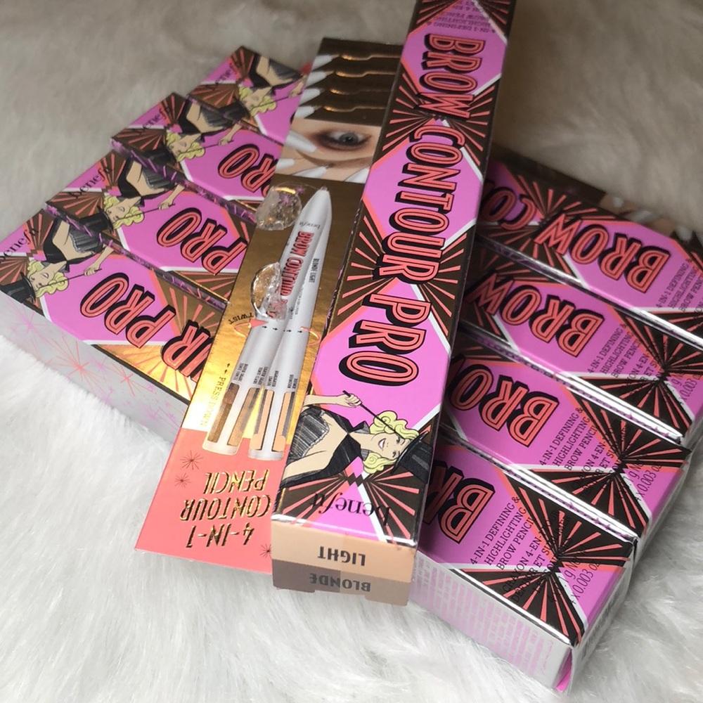 Benefit Cosmetics Brow Contour shade Blonde Light